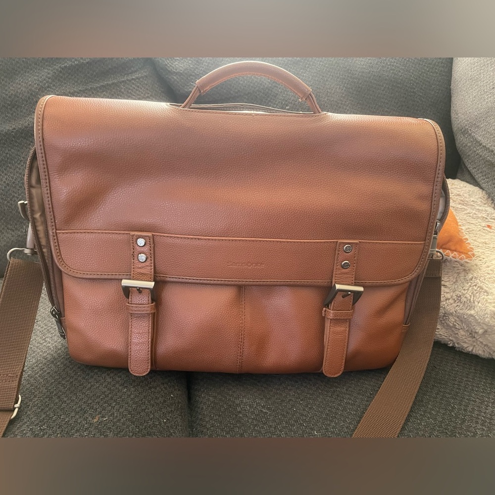 Samsonite Business COGNAC Classic Leather Flapover Shoulder Bag *See Photos*